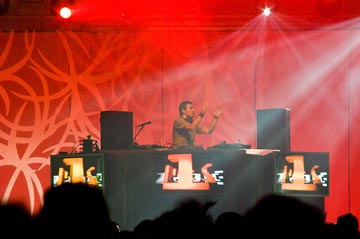 TECHNOLOGY EVENT: Izbor za najboljeg domaćeg DJ-a + DJ  Ladytron set