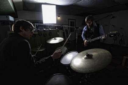 THE BLACK KEYS