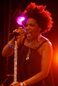 MACY GRAY