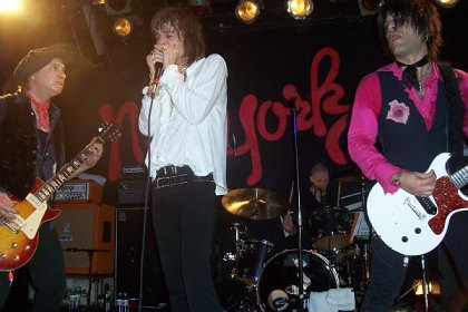 NEW YORK DOLLS