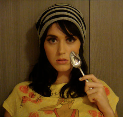 Katy Perry sa kasikom